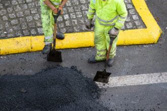 Reparasjon av hull – asfaltlapping.